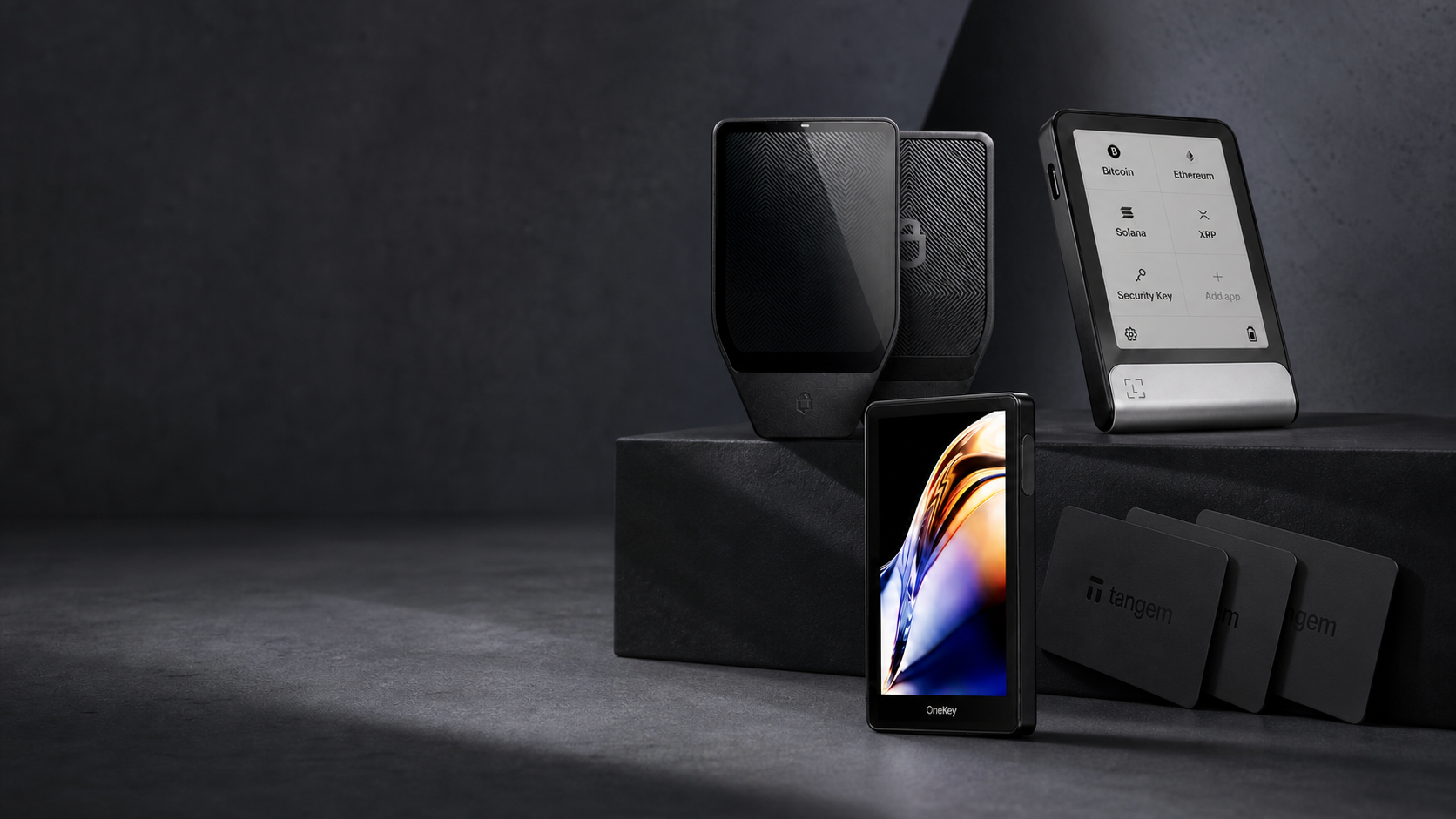 อุปกรณ์ Hardware Wallet หลายแบรนด์สำหรับบทความคู่มือการใช้งาน