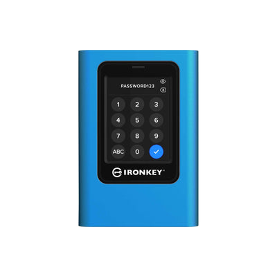 Kingston IronKey Vault Privacy 80 正面图，可见用于输入密码的触摸屏