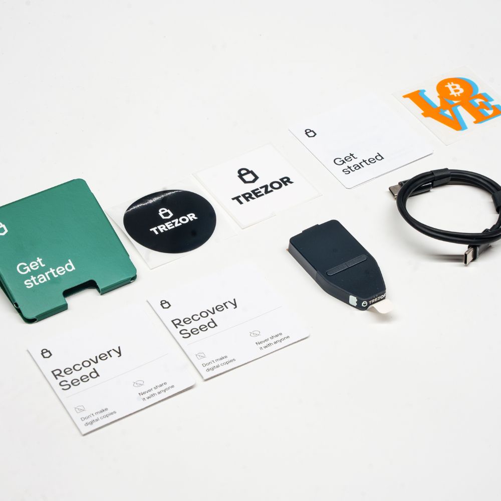 Trezor Safe 3 – view 7