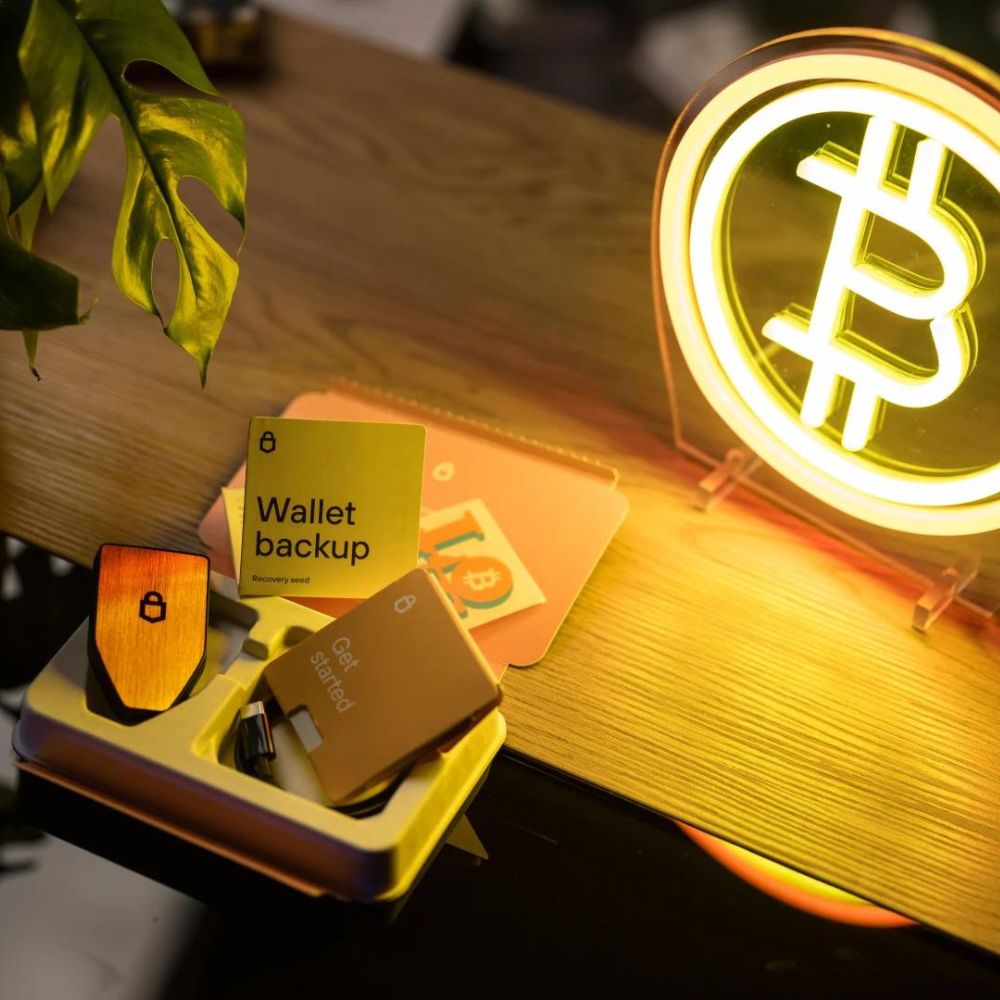 Trezor Safe 5 – view 12