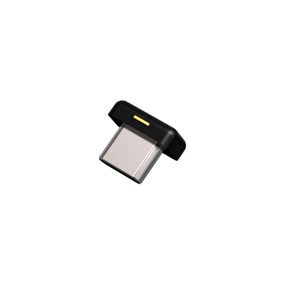 YubiKey 5C Nano FIPS 安全密钥，斜侧视图